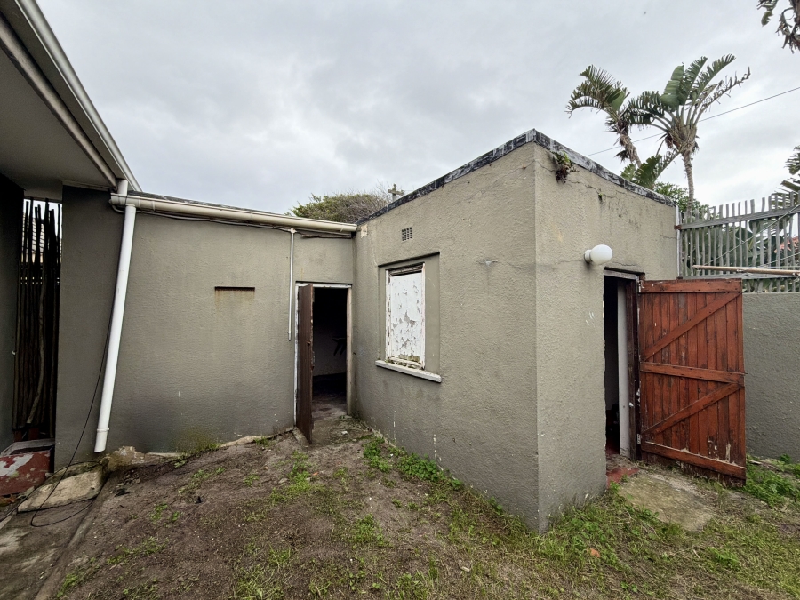 4 Bedroom Property for Sale in Muizenberg Western Cape